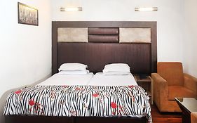 Oyo Rooms Sarojini Nagar Delhi